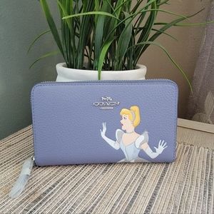 Coach Disney X Cinderella medium zip wallet